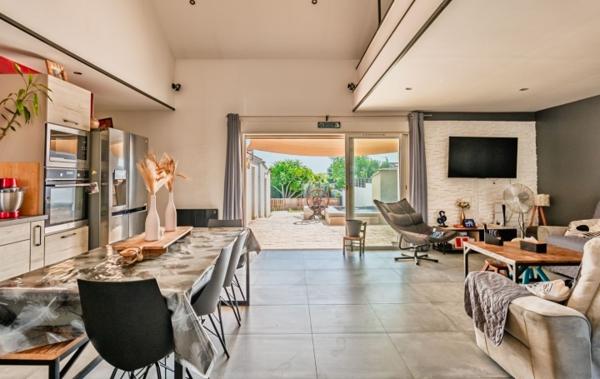 Vente Villa rénovée avec jardin rénové(e) Bessan