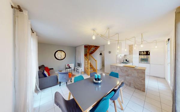 Appartement à vendre    4 pièces • 74,19 m2 Magny-le-Hongre