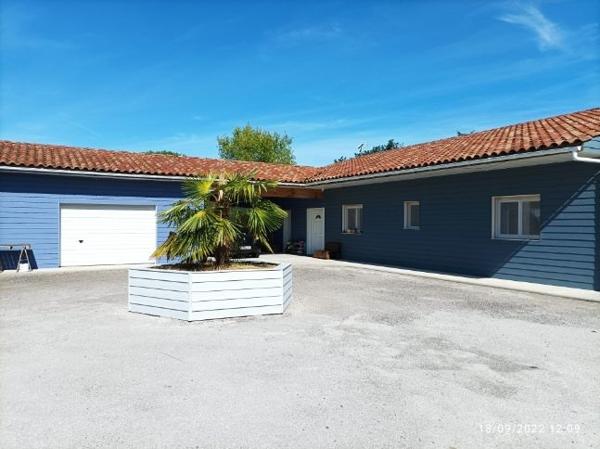 Grande maison de 180 m² avec piscine et vaste jardin à Layrac