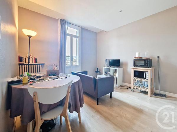 Appartement T2 à vendre  2 pièces - 33,62 m2 CHAMALIERES - 63