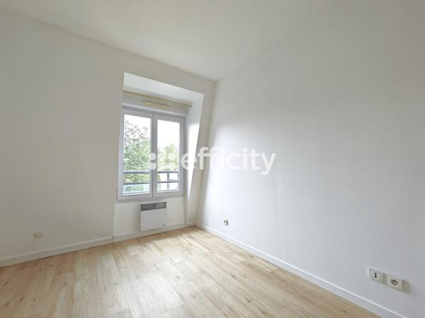 Appartement
         3 pièces
        - 65 m² Exclusivité 370 000 € *