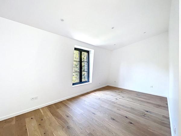 Appartement Suresnes 4 pièce(s) 103 m2