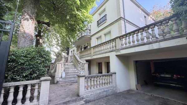Maison à SAINT MAUR DES FOSSES (94100)