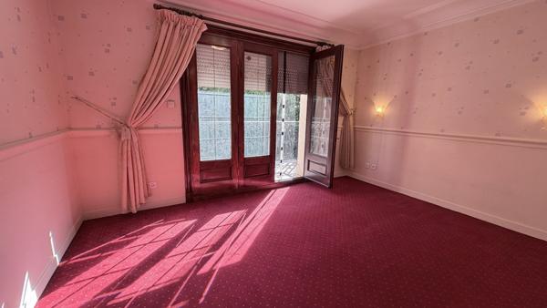 Maison à SAINT MAUR DES FOSSES (94100)