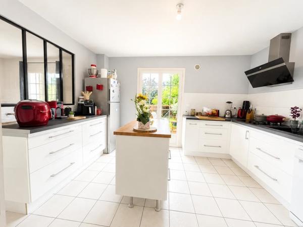 Maison 239 625 € Vineuil 5 p 118 m² DPE C