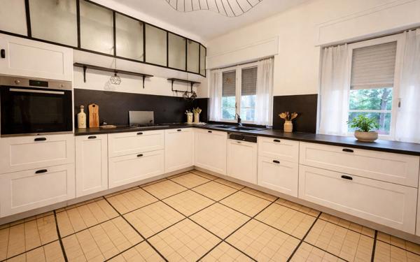 Maison à vendre    7 pièces •  Trèbes