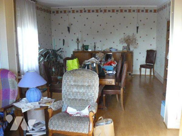 Immeuble à vendre à Rambervillers (88700) dans les Vosges (88)

Immeuble proposé à la vente s...