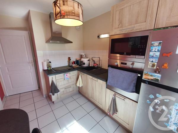 Appartement F3 à vendre  3 pièces - 64,24 m 2   ST JEAN DE LA RUELLE  - 45