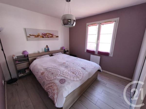 Appartement F3 à vendre  3 pièces - 64,24 m 2   ST JEAN DE LA RUELLE  - 45