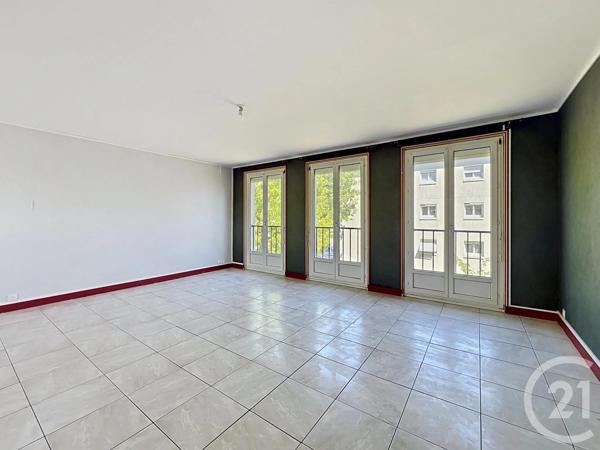 Appartement F4 à vendre  4 pièces - 81,14 m 2   ST JEAN DE BRAYE  - 45