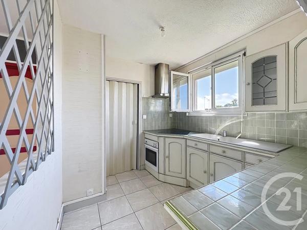 Appartement F4 à vendre  4 pièces - 81,14 m 2   ST JEAN DE BRAYE  - 45