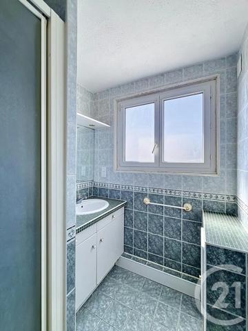 Appartement F4 à vendre  4 pièces - 81,14 m 2   ST JEAN DE BRAYE  - 45