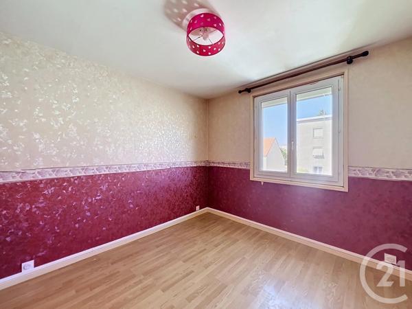Appartement F4 à vendre  4 pièces - 81,14 m 2   ST JEAN DE BRAYE  - 45
