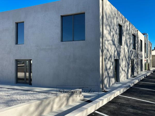 Bureau à louer LA SEYNE SUR MER (83) – 42 M² – FORTE VISIBILITÉ – BUREAUX NEUFS – PMR – STATIONNEMENTS