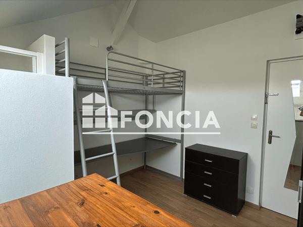 Location Studio meublé 10.42 m² - 42 RUE EUGENE VIGNAT Orleans 45000