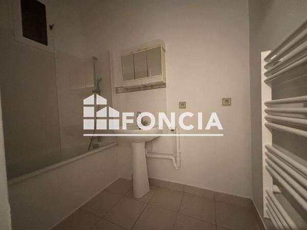 Location Studio 39.74 m² - 38 COURS GAMBETTA Lyon 69007