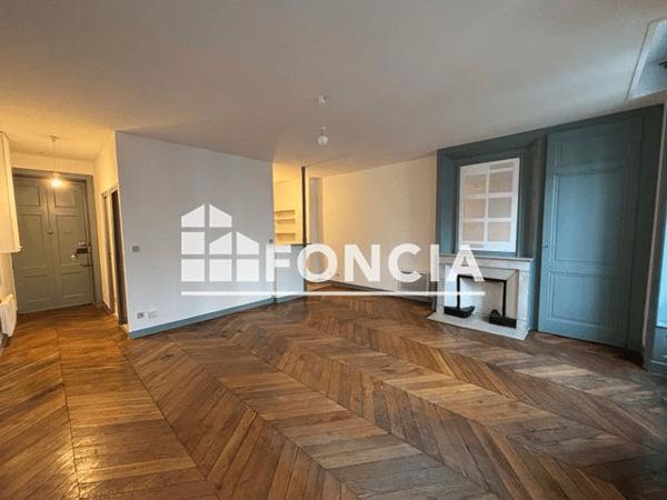 Location Studio 39.74 m² - 38 COURS GAMBETTA Lyon 69007