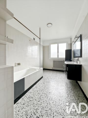 Maison à vendre 12 pièces 220 m² Chelles