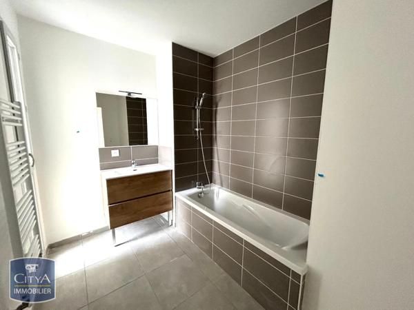 Appartement à louer 3 pièces 62.28m²