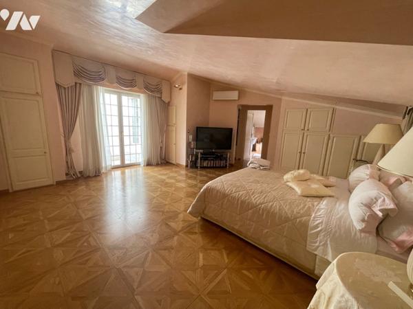 Villa 380 m² habitable