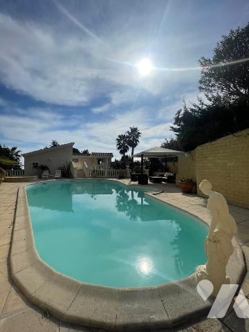 Villa 380 m² habitable