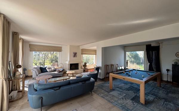 Maison à vendre    6 pièces • 241 m2 Berck