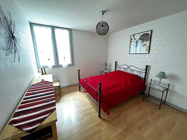 T3 Meublé, balcon et garage