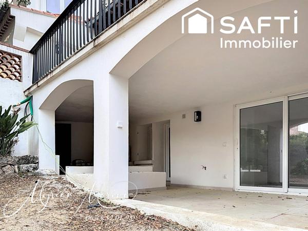 SUPERBE APPARTEMENT 2 PIÈCES EN REZ DE JARDIN - SAINT AYGULF ( 83370 )