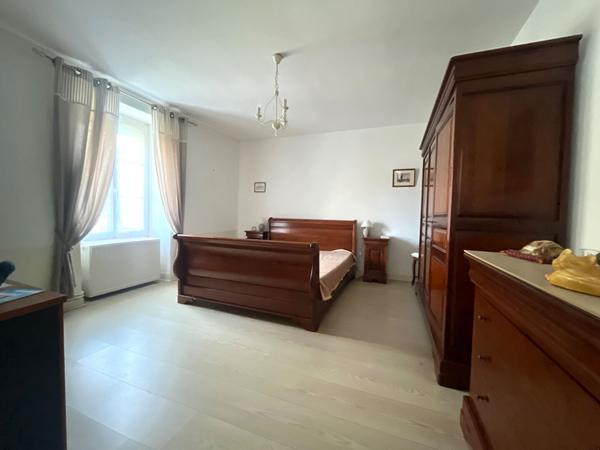 Maison Chatillon Sur Indre 6 pièce(s) 150m2