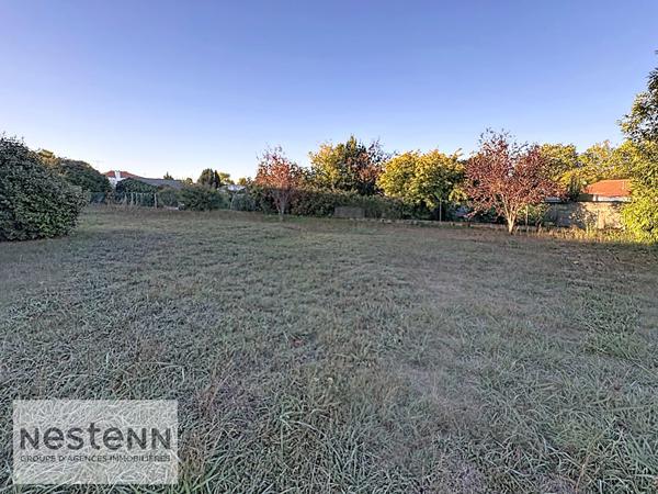 Centre Challans, Terrain constructible avec dépendances
