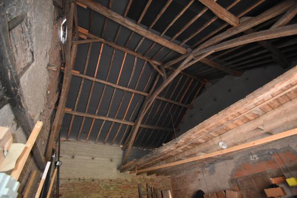 Immeuble de 320 m² - CHENAY LE CHATEL - Proche Marcigny