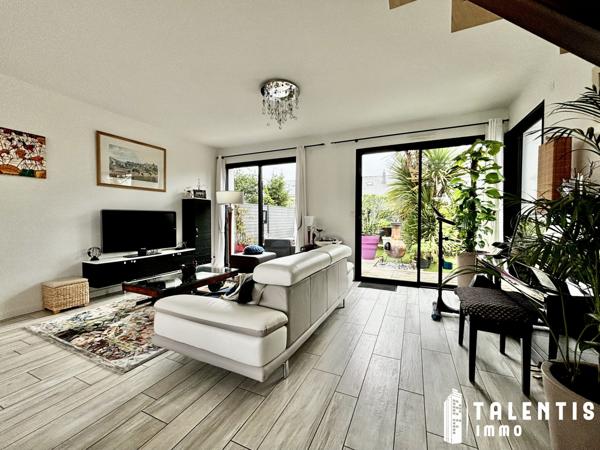 Exclusivité | ORVAULT, LE PETIT CHANTILLY | Maison 5P (156.74m² | 3/4ch) + 2 Studios indépendant (17.42m² + 17.56m²)