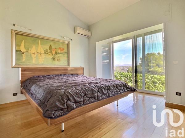 Maison à vendre 5 pièces 150 m² Saint-Laurent-du-Var