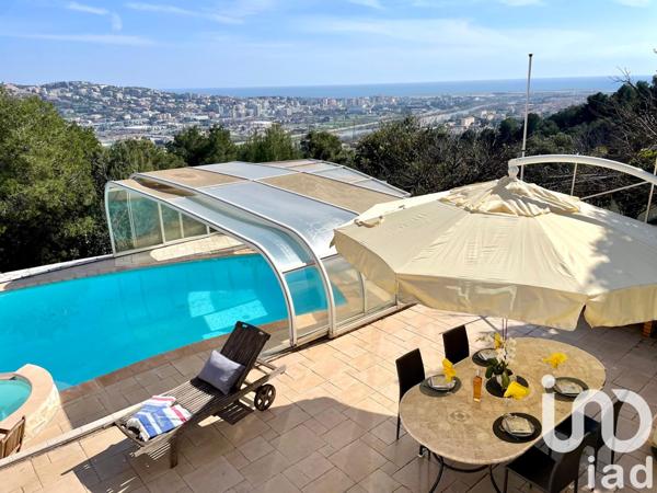 Maison à vendre 5 pièces 150 m² Saint-Laurent-du-Var