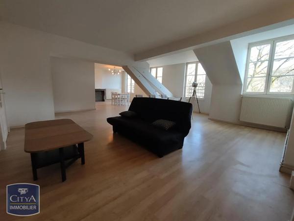 Appartement à louer 3 pièces 117m² Besançon (25000)