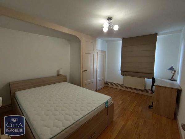 Appartement à louer 3 pièces 117m² Besançon (25000)
