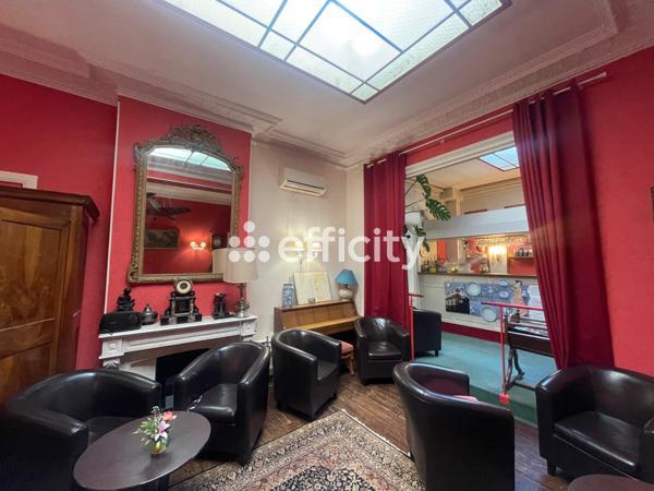 Immeuble 43 pièces - 3040 m²