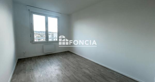Location Appartement 4 pièces 78.66 m² - Issy-les-moulineaux 92130