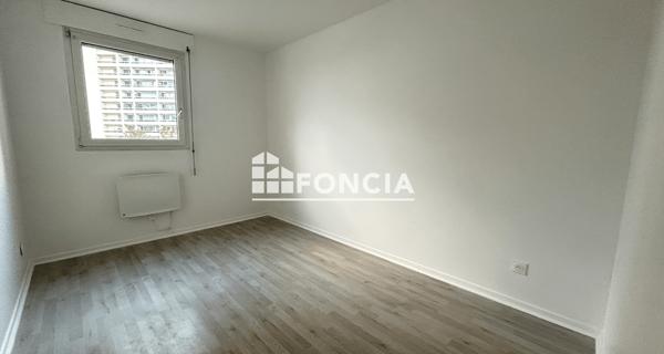Location Appartement 4 pièces 78.66 m² - Issy-les-moulineaux 92130