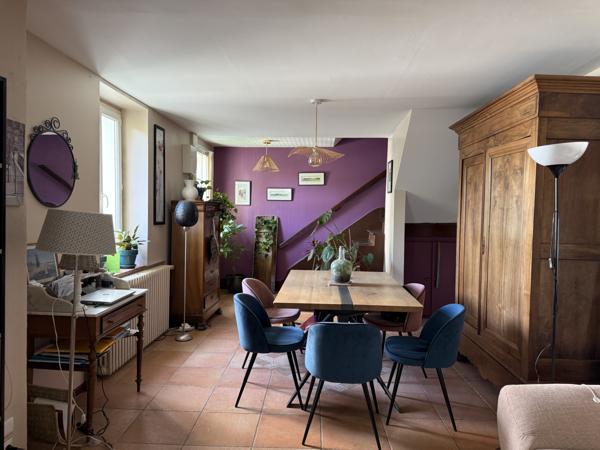 MAISON DE VILLE
