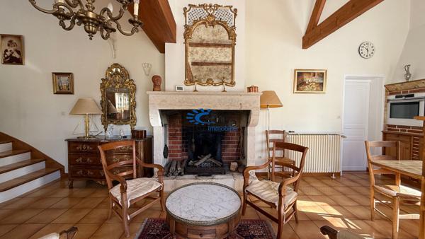 FOURAS MAISON + DEPENDANCE GARAGE ATELIER ET JARDIN  Fouras