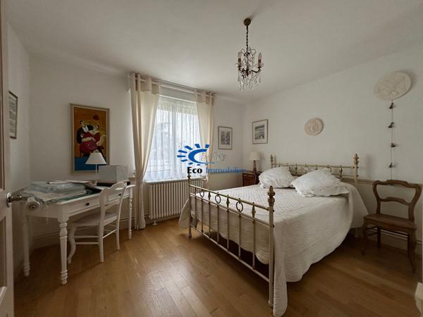 FOURAS MAISON + DEPENDANCE GARAGE ATELIER ET JARDIN  Fouras