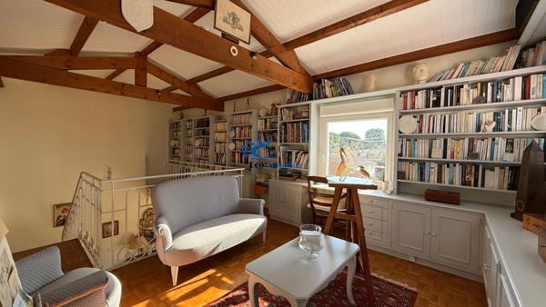 FOURAS MAISON + DEPENDANCE GARAGE ATELIER ET JARDIN  Fouras