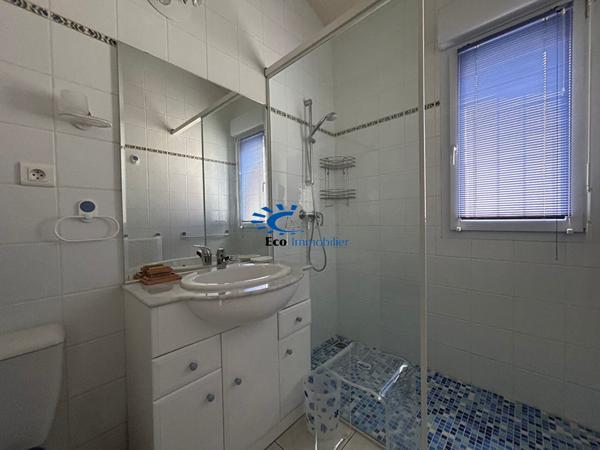 FOURAS MAISON + DEPENDANCE GARAGE ATELIER ET JARDIN  Fouras