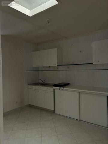 Appartement à vendre à Saint-Affrique dans l'Aveyron (12400), ref : 12051-21