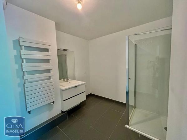 Appartement à louer 1 pièce 31.45m² Viroflay (78220)