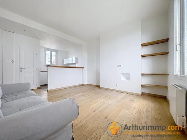 Vente                                                      Appartement
                        
                     2 pièces                      42 m2                     à Saint-Cloud