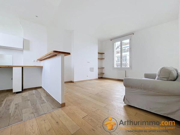 Vente                                                      Appartement
                        
                     2 pièces                      42 m2                     à Saint-Cloud