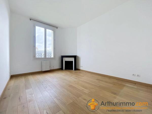 Vente                                                      Appartement
                        
                     2 pièces                      42 m2                     à Saint-Cloud