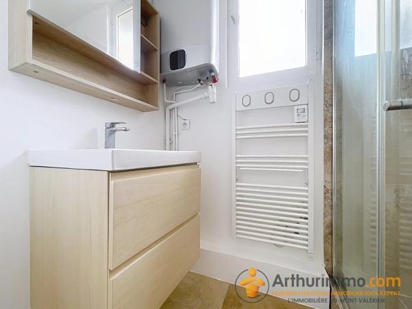 Vente                                                      Appartement
                        
                     2 pièces                      42 m2                     à Saint-Cloud